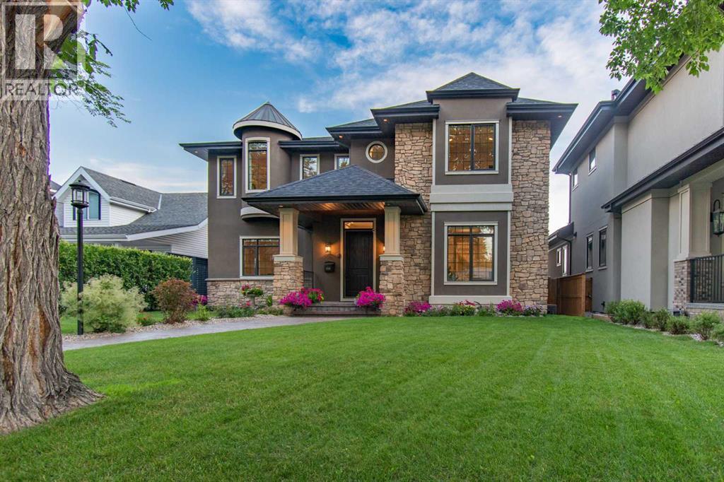 House for Sale in 1318 Windsor Street NW|Calgary, Alberta T2N3X1