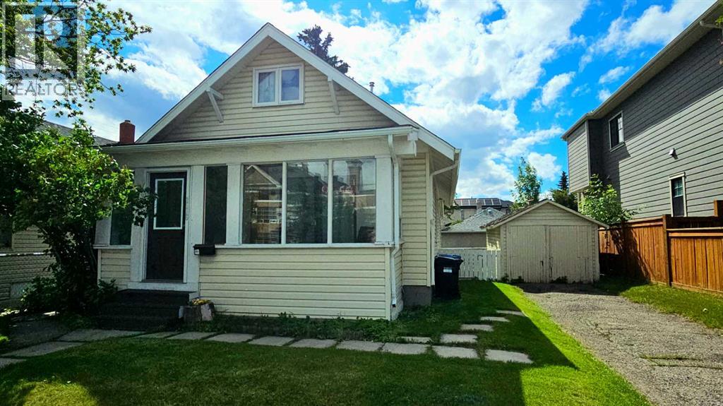 House for Sale in 2115 10 Street NW|Calgary, Alberta T2N0Z4