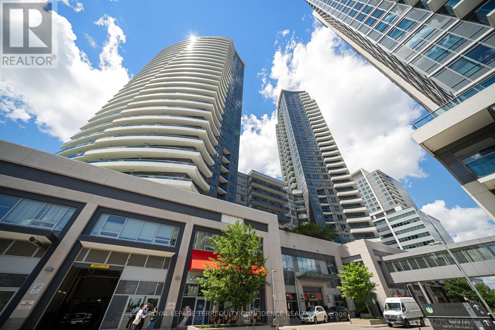 For sale: 727 - 7161 YONGE STREET, Markham (Grandview), Ontario