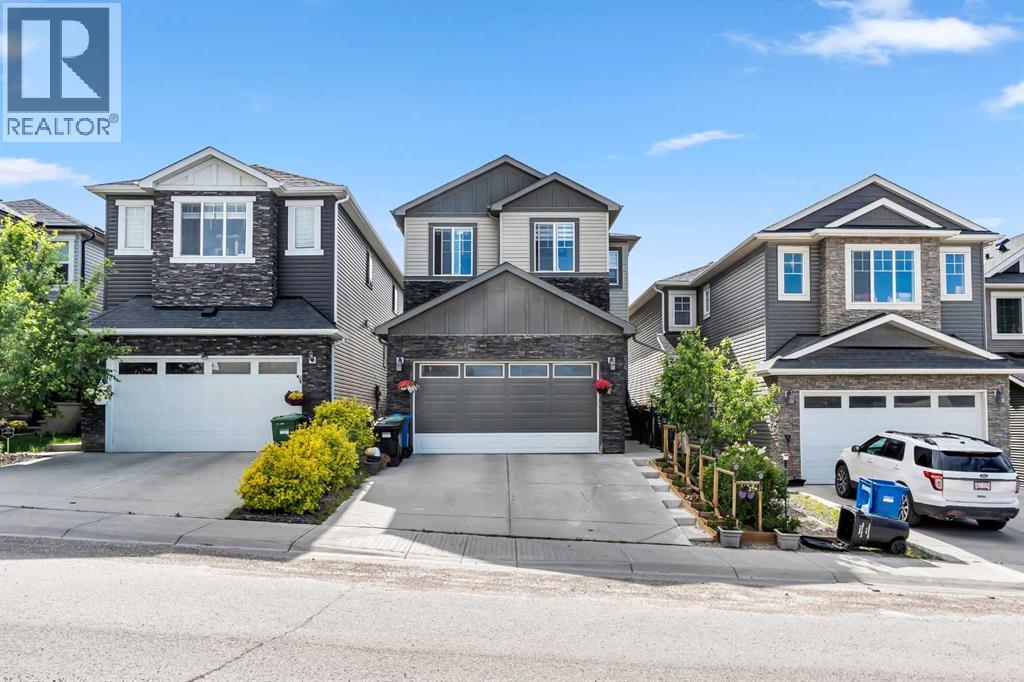 House for Sale in 236 Nolanhurst Crescent NW|Calgary, Alberta T3R0Z4