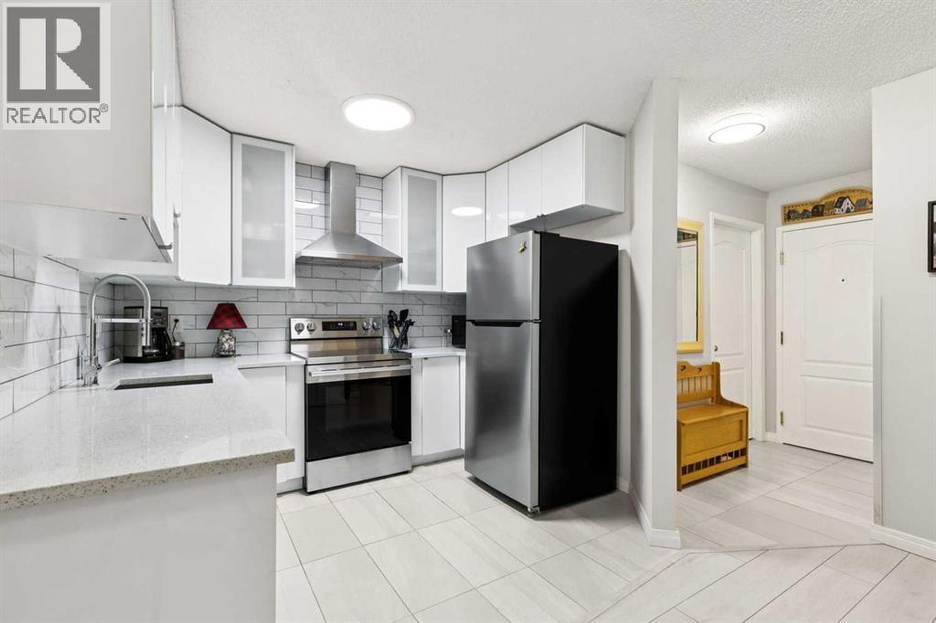 Apartment for Sale in 412, 30 Sierra Morena Mews SW|Calgary, Alberta T3H3K7 5