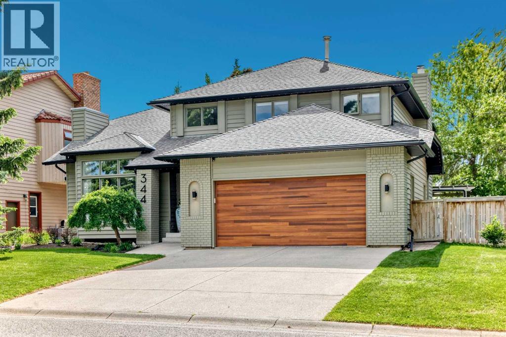 House for Sale in 344 Canterville Drive SW|Calgary, Alberta T2W3Z9