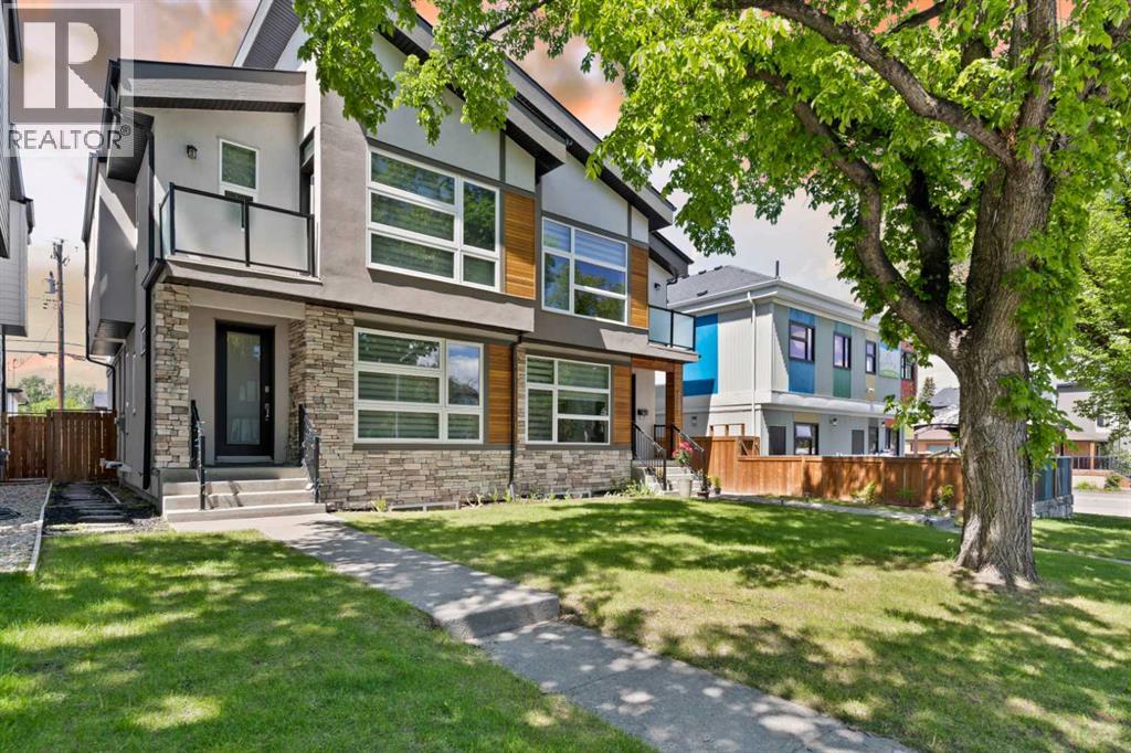 Duplex for Sale in 2807 36 Street SW|Calgary, Alberta T3E2Z9