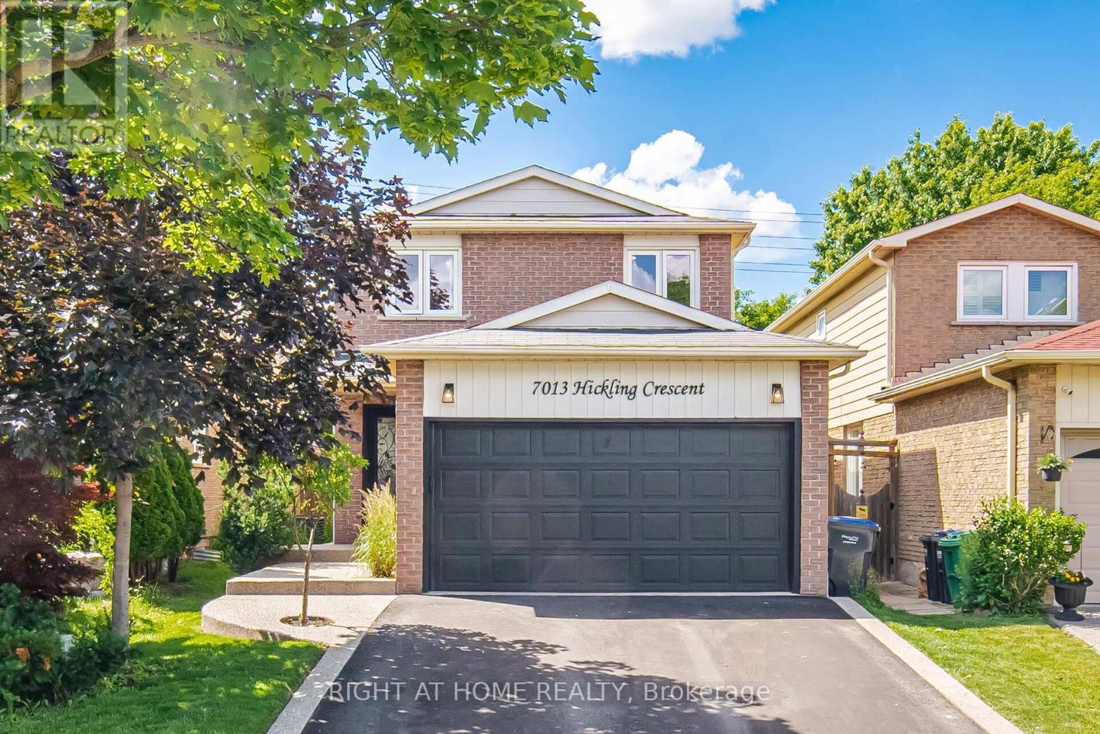 7013 HICKLING CRESCENT