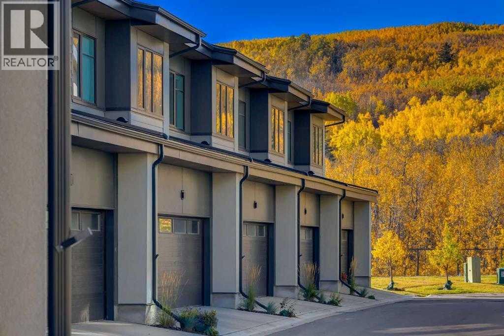 Row / Townhouse for Sale in 11, 1453 Na'a Drive SW|Calgary, Alberta T3H6H7