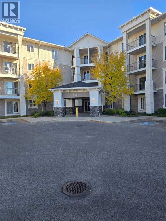 Apartment for Sale in 1411, 333 Taravista Drive NE|Calgary, Alberta t3j0h3