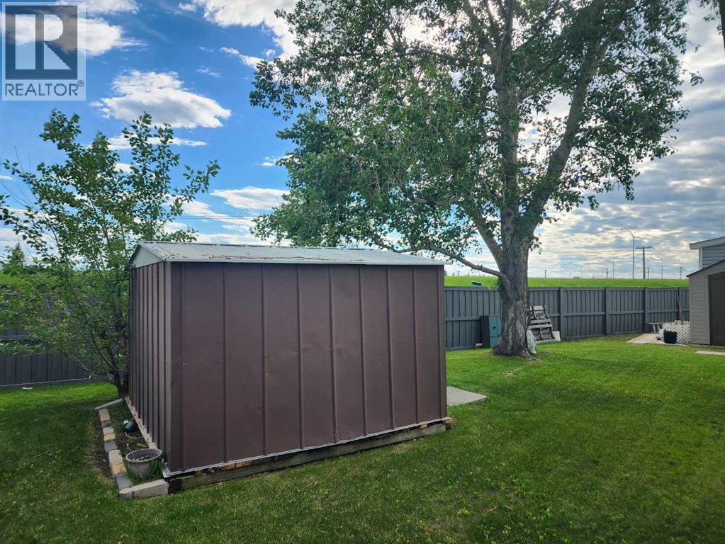 Mobile Home for Sale in 303, 99 Arbour Lake Road NW|Calgary, Alberta T3G4E4 5