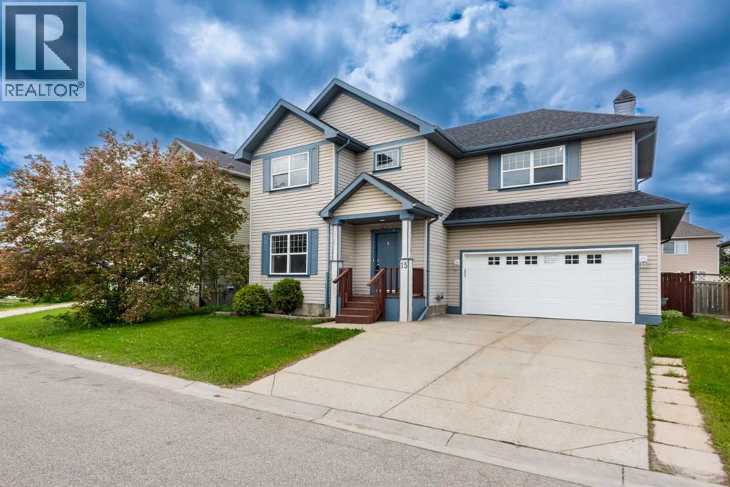 House for Sale in 15 Martha's Haven Green NE|Calgary, Alberta T3J3X6 2