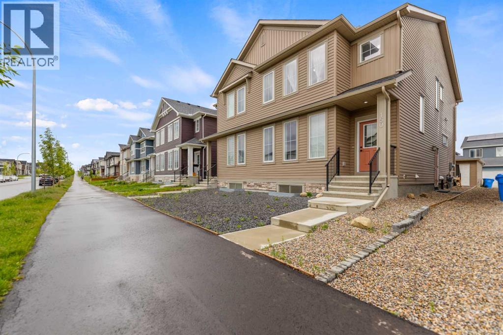 Duplex for Sale in 150 Ambleton Drive NW|Calgary, Alberta T3P1W6