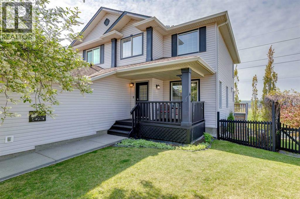 House for Sale in 98 Sierra Nevada Green SW|Calgary, Alberta T3H3R2