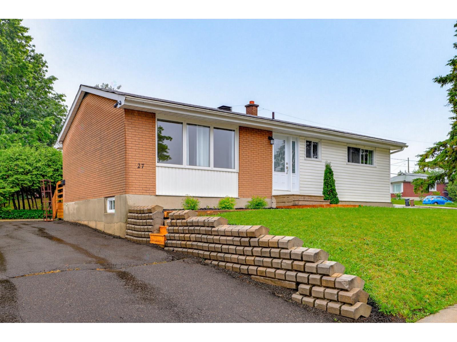 27 Rue Legault