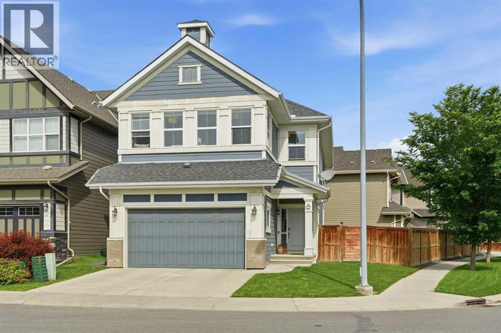 House for Sale in 6 Mahogany Lane SE|Calgary, Alberta T3M2J9