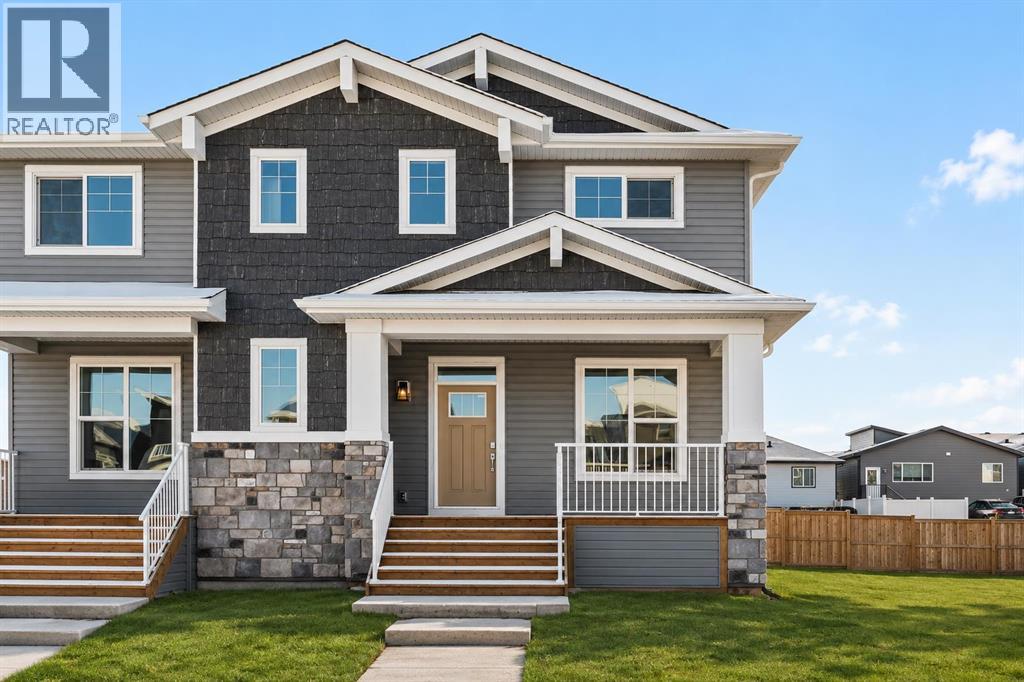 Duplex for Sale in 885 Livingston View NE|Calgary, Alberta T3P2K7 2