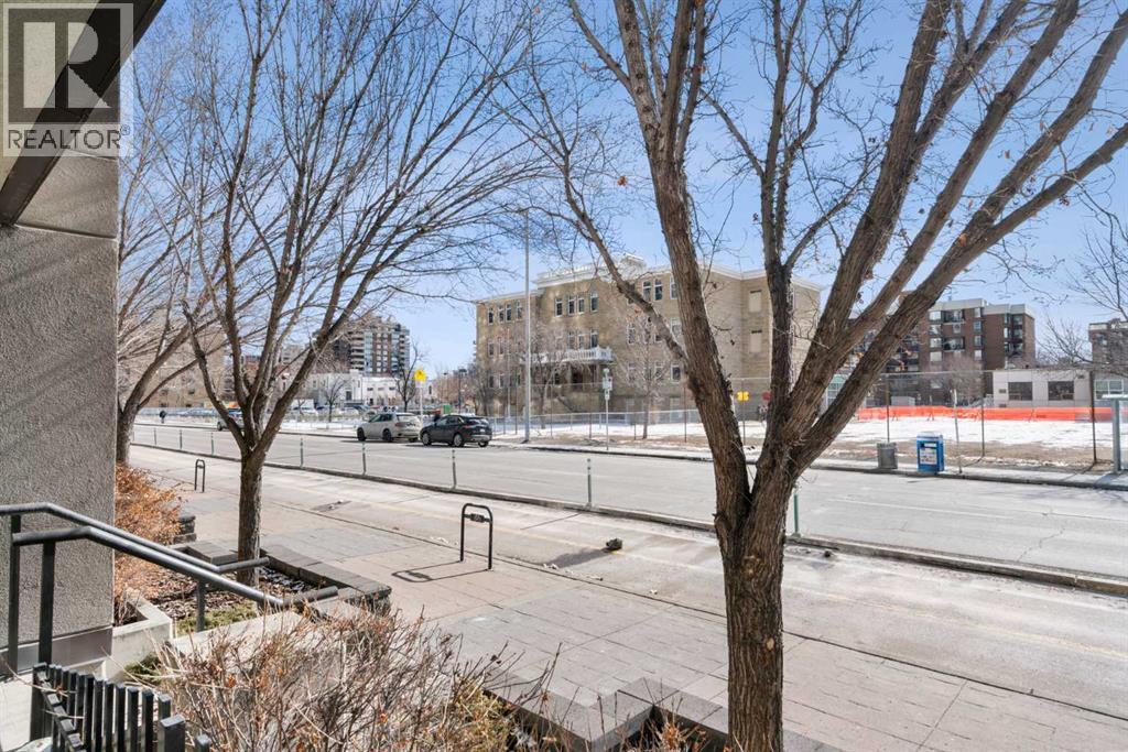 Row / Townhouse for Sale in 1132 12 Avenue SW|Calgary, Alberta T2R0J7 5