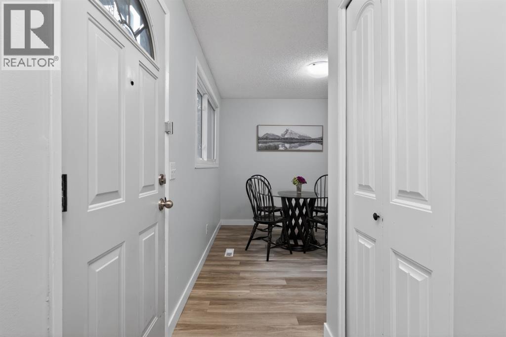 Row / Townhouse for Sale in 86, 203 Lynnview Road SE|Calgary, Alberta T2C2C6 5