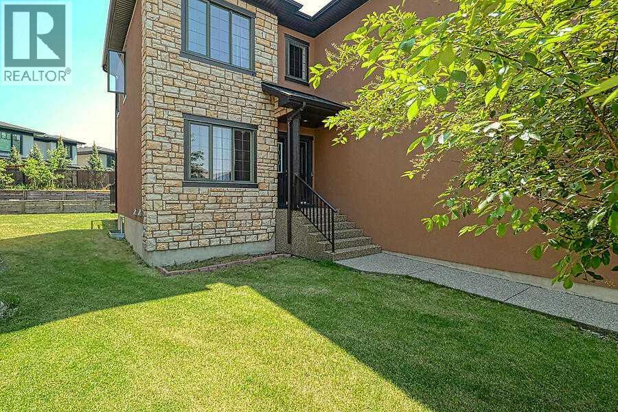 House for Sale in 16 Rockcliff Point NW|Calgary, Alberta T3G5Z4 5