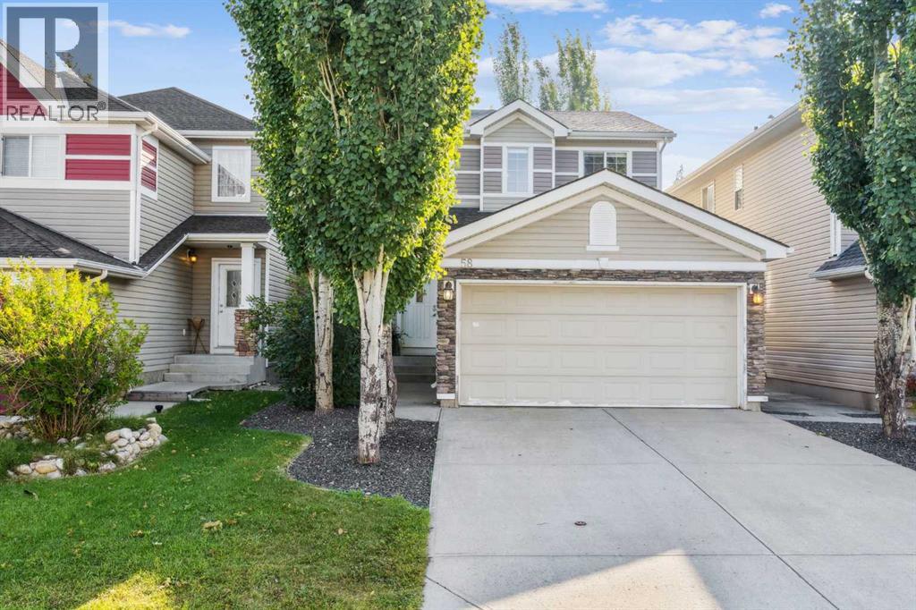 House for Sale in 58 Cougar Plateau Way SW|Calgary, Alberta T3H5S5 2