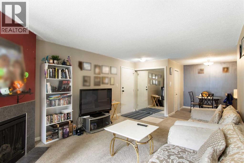 Apartment for Sale in 522, 6400 Coach Hill Road SW|Calgary, Alberta T3H1B8 4
