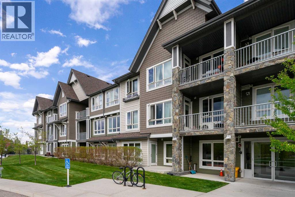 Apartment for Sale in 3210, 175 Silverado Boulevard SW|Calgary, Alberta T2X0V5 2