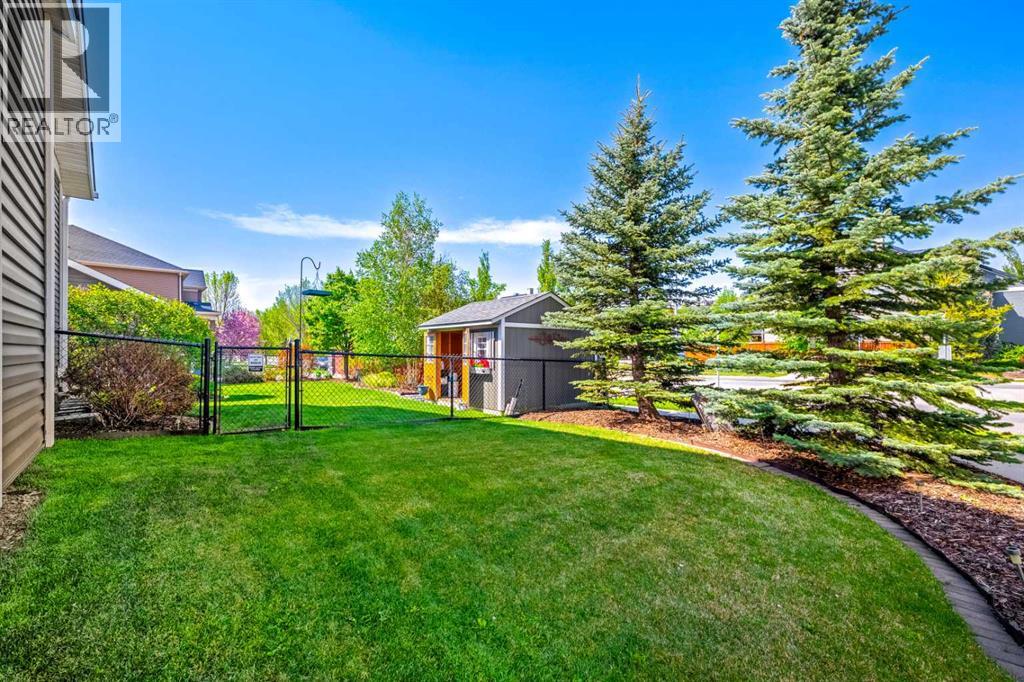 Duplex for Sale in 6 Chaparral Valley Square SE|Calgary, Alberta T2X0P7 3