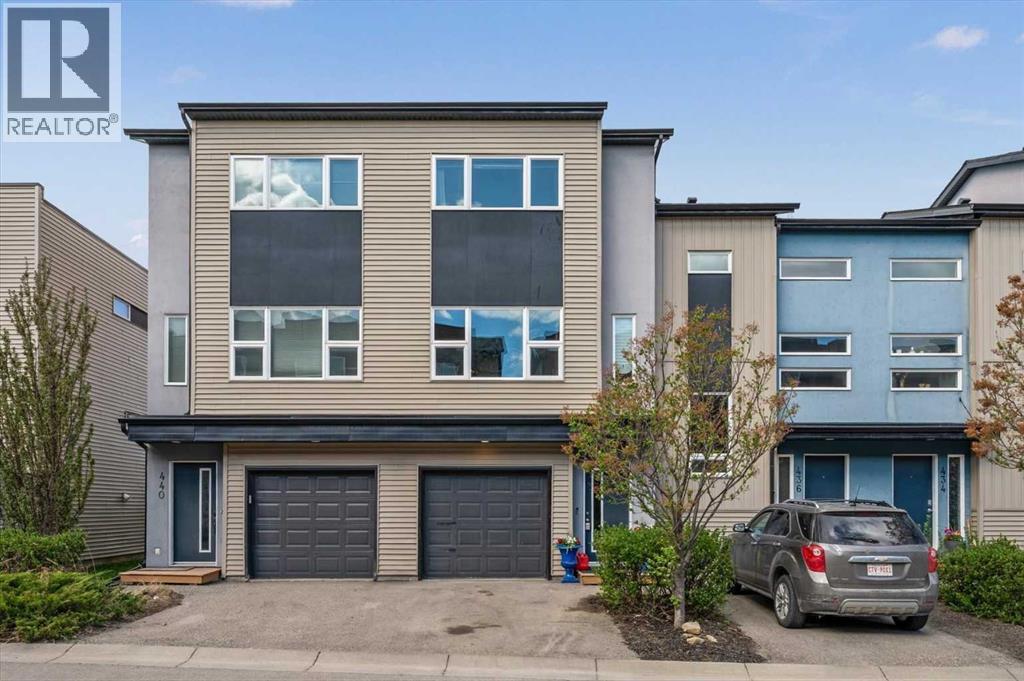 Row / Townhouse for Sale in 438 Covecreek Circle NE|Calgary, Alberta T3K0J6