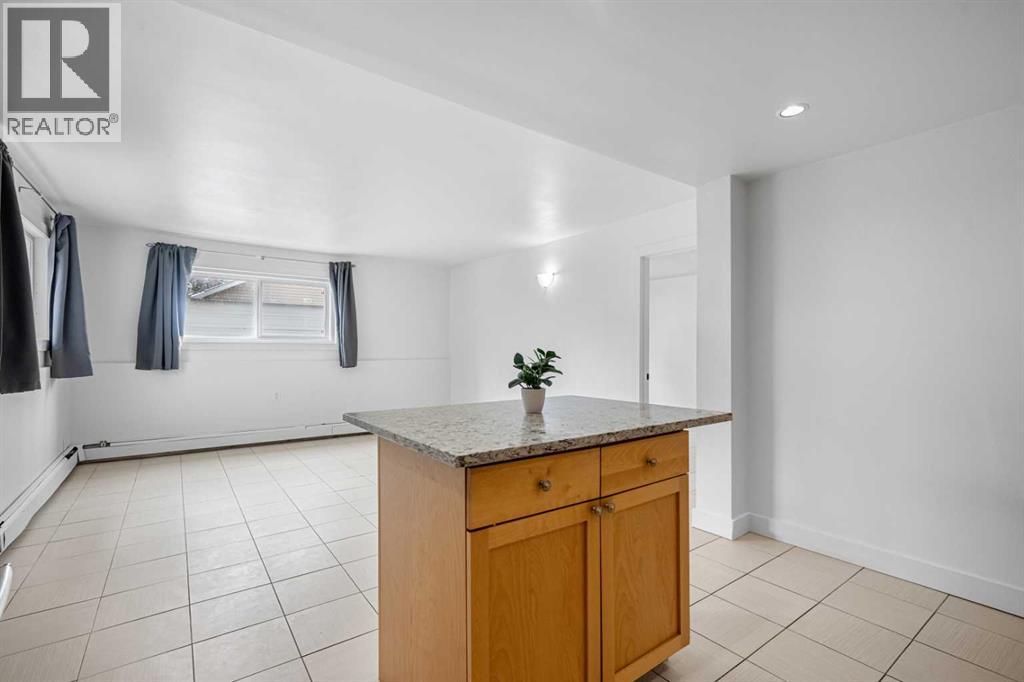 Apartment for Sale in 104, 2111 14 Street SW|Calgary, Alberta T2T3T2 4