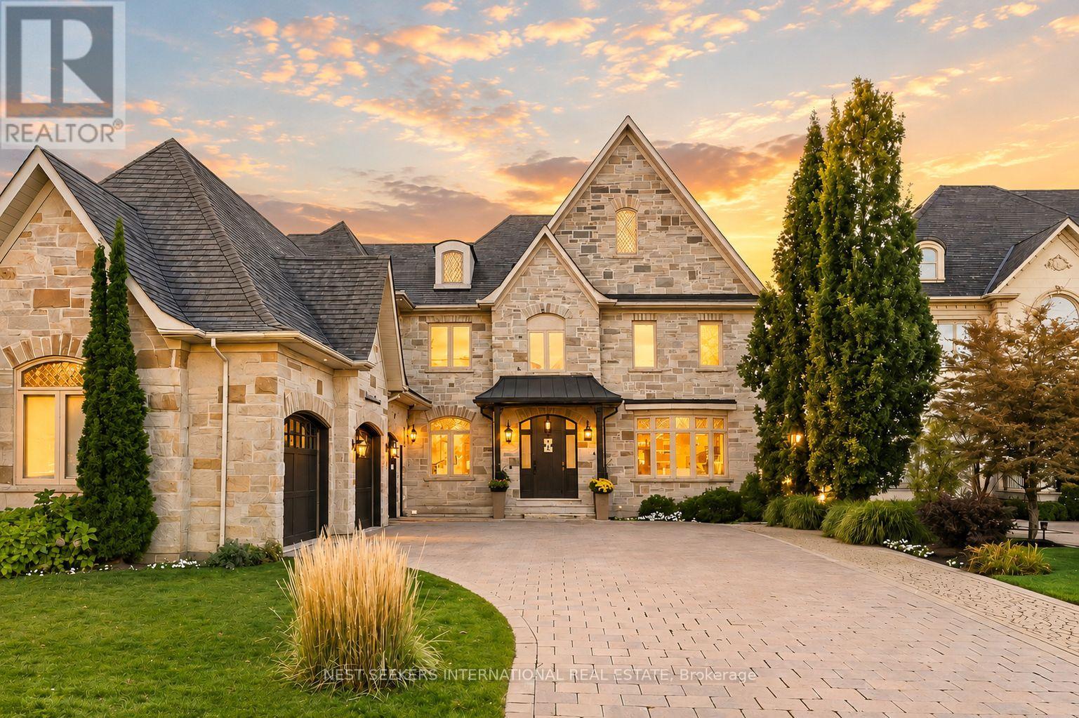 79 GRANDVISTA CRESCENT