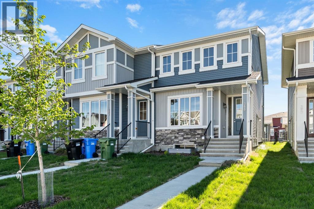 Row / Townhouse for Sale in 388 Sora Boulevard SE|Calgary, Alberta T3S0M4