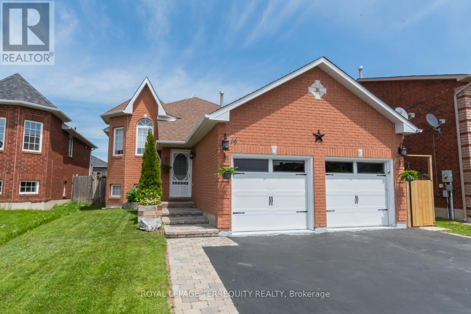 14 HEWITT PLACE