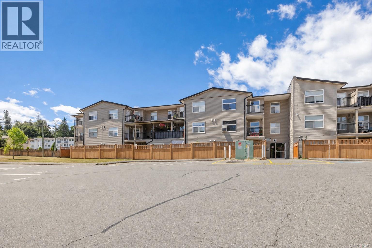 313 3215 Cowichan Lake Rd