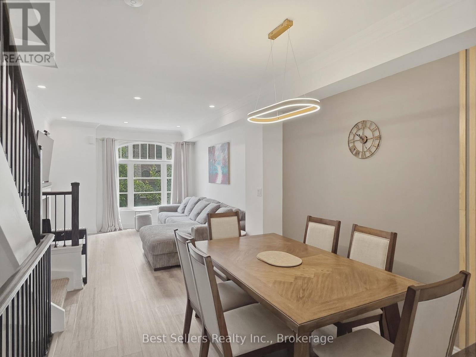 Row / Townhouse for Sale in 76 - 1812 BURNHAMTHORPE ROAD E|Mississauga (Applewood), Ontario L4X0A3 4