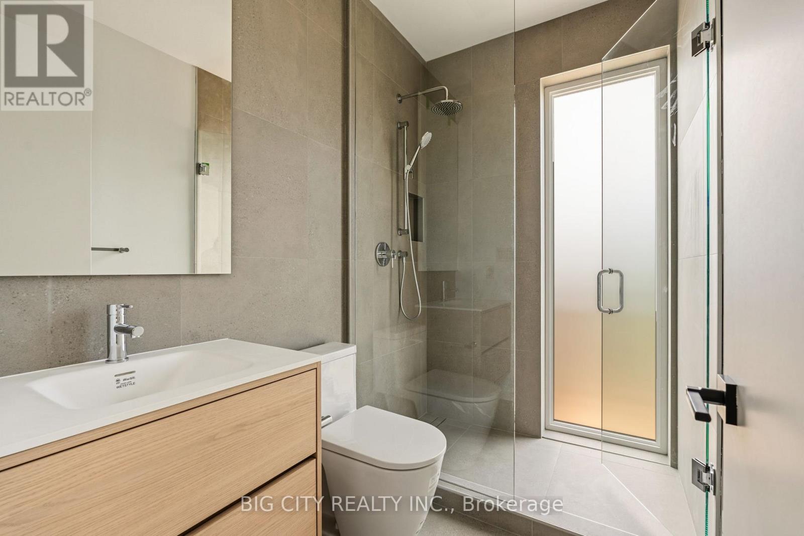 Photo 25 of 276 Lanor Avenue, Unit 3