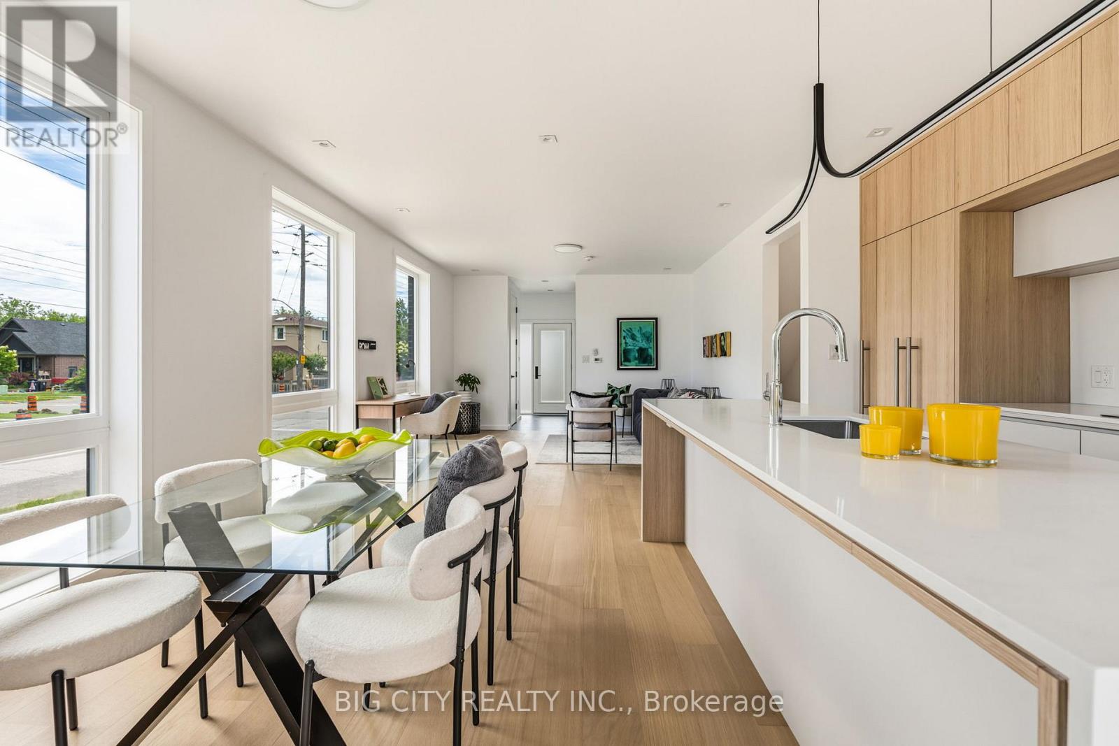 Photo 17 of 276 Lanor Avenue, Unit 1