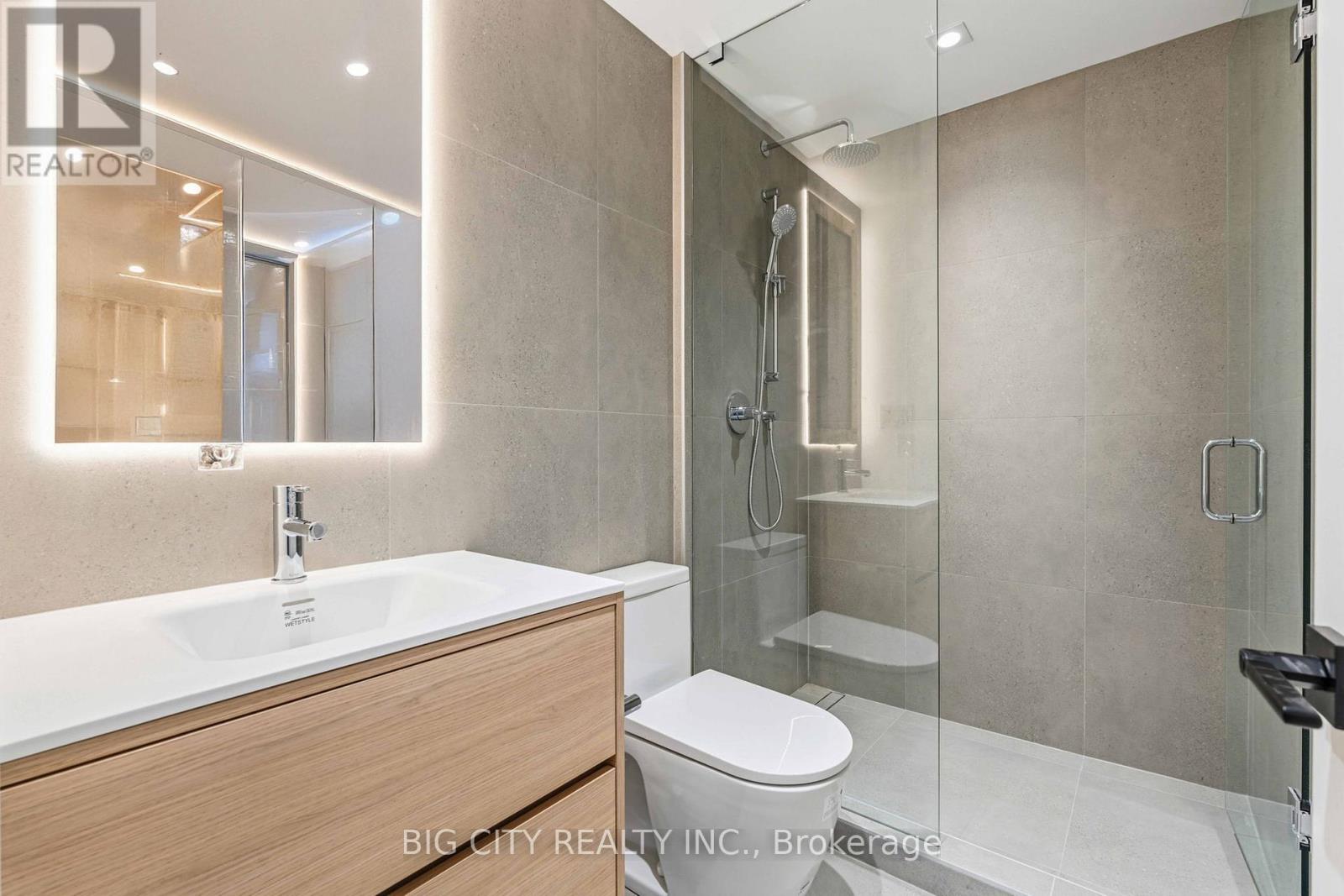 Photo 26 of 276 Lanor Avenue, Unit 1