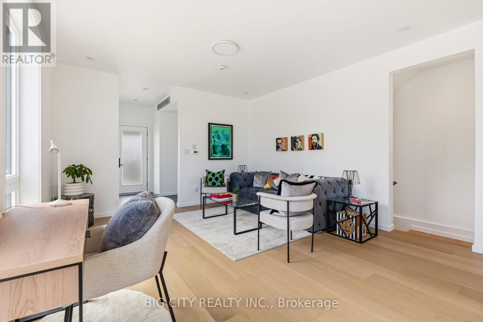 Photo 10 of 276 Lanor Avenue, Unit 1