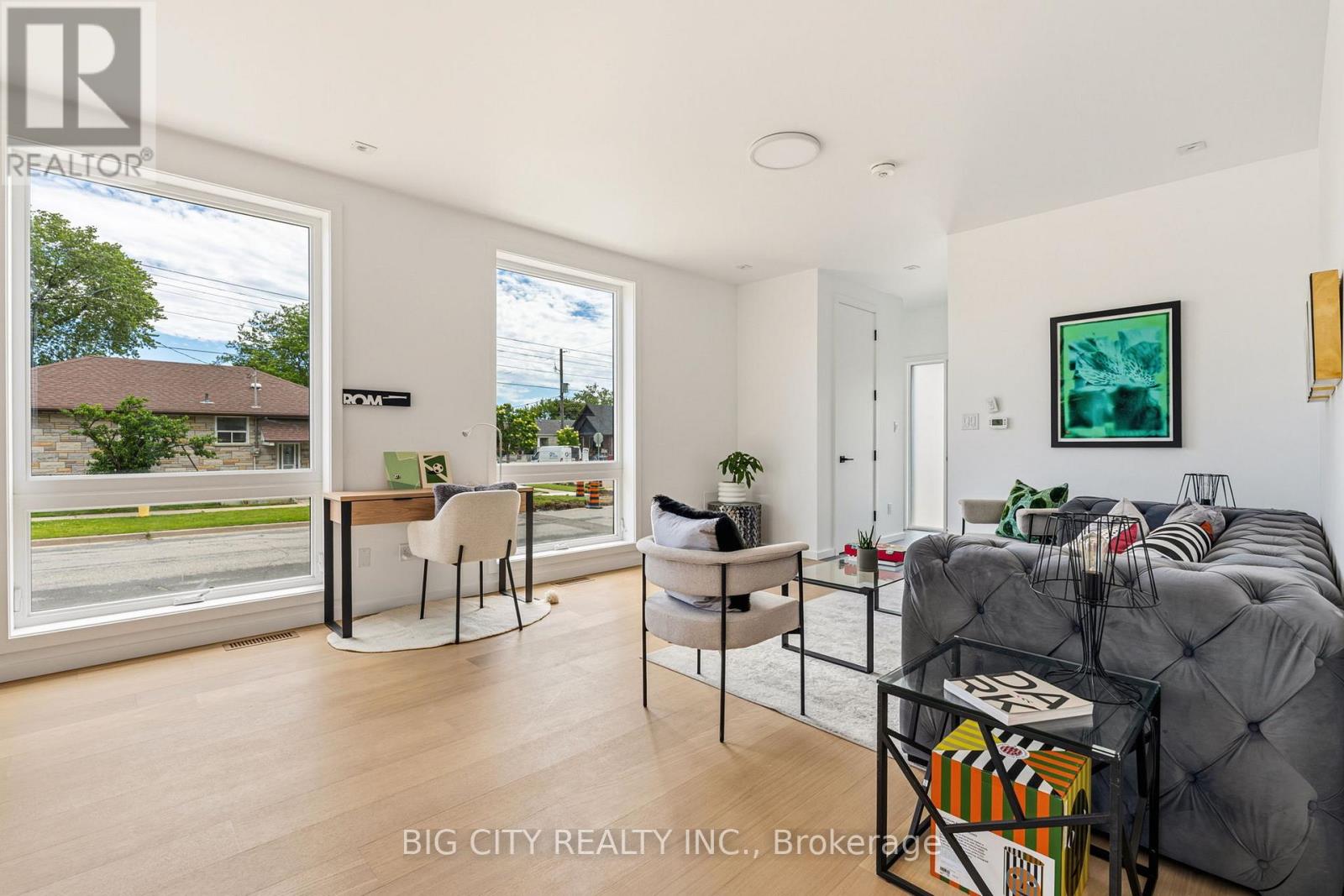 Photo 9 of 276 Lanor Avenue, Unit 1