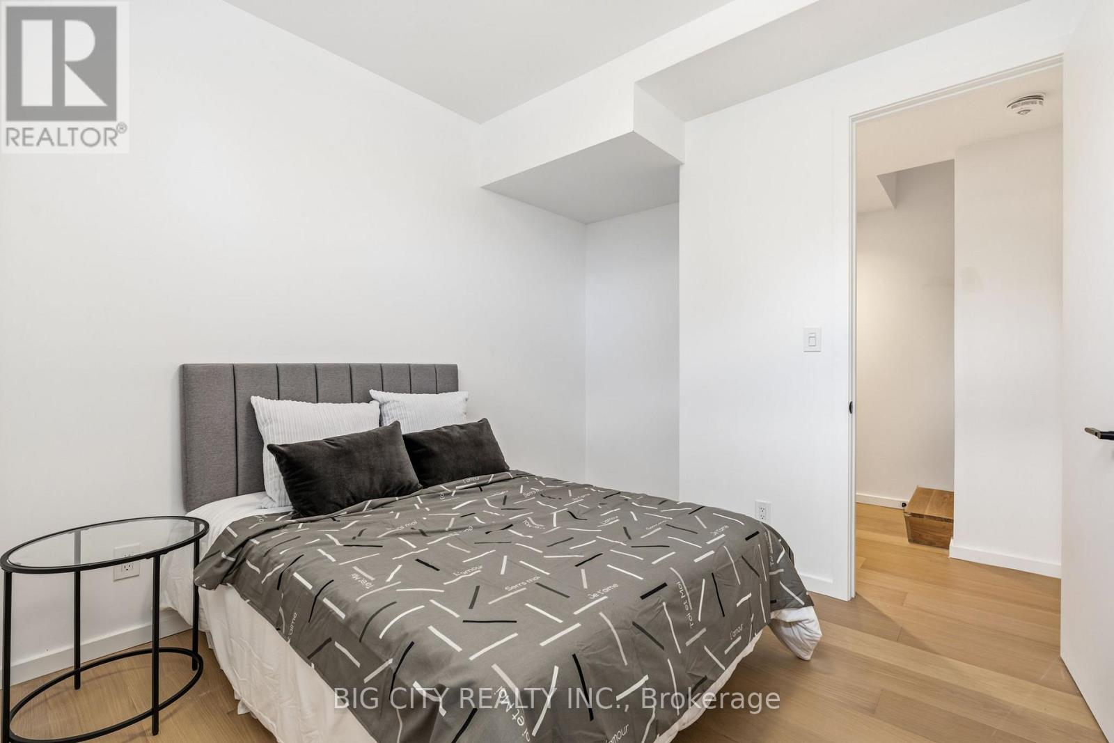 Photo 29 of 276 Lanor Avenue, Unit 1