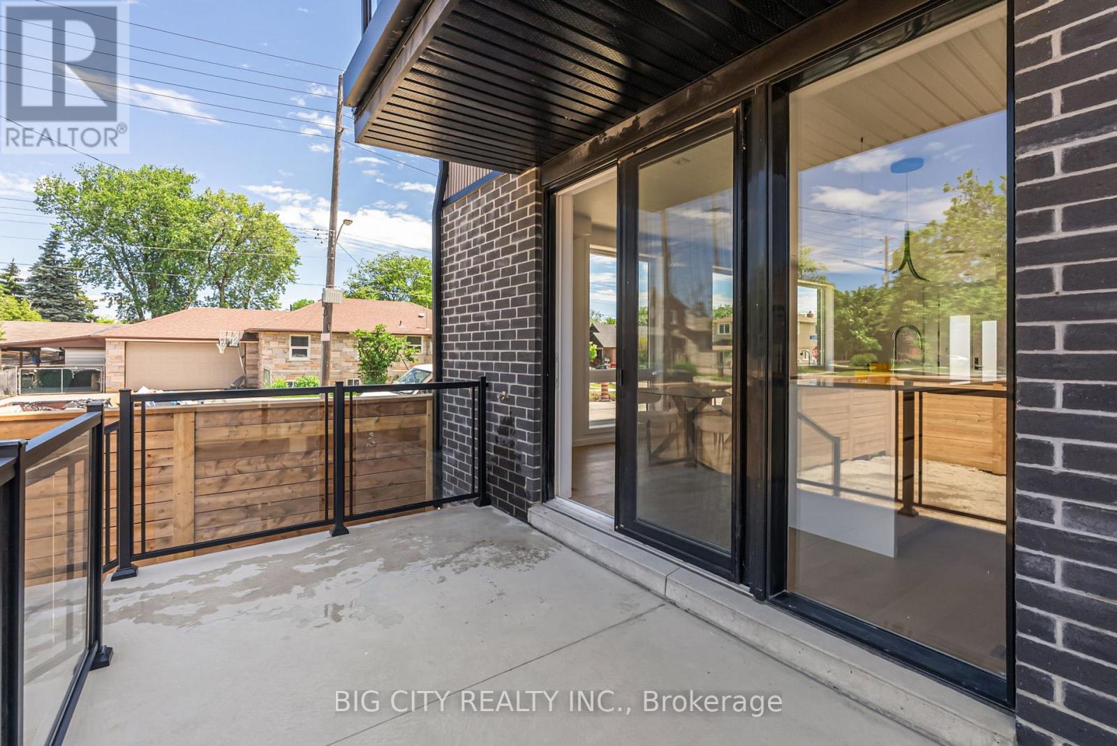 Photo 33 of 276 Lanor Avenue, Unit 1
