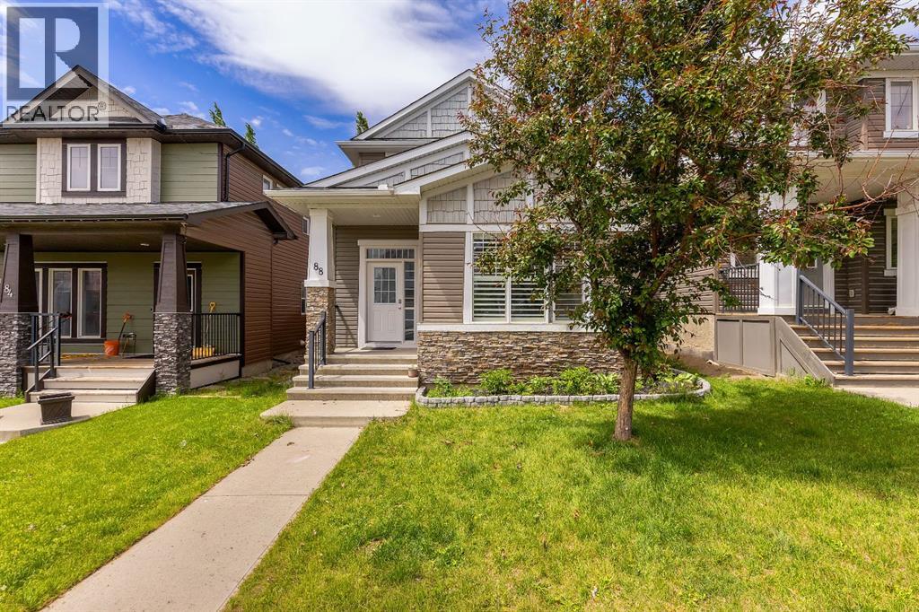 House for Sale in 88 Evansdale Landing NW|Calgary, Alberta T3P0C8 2