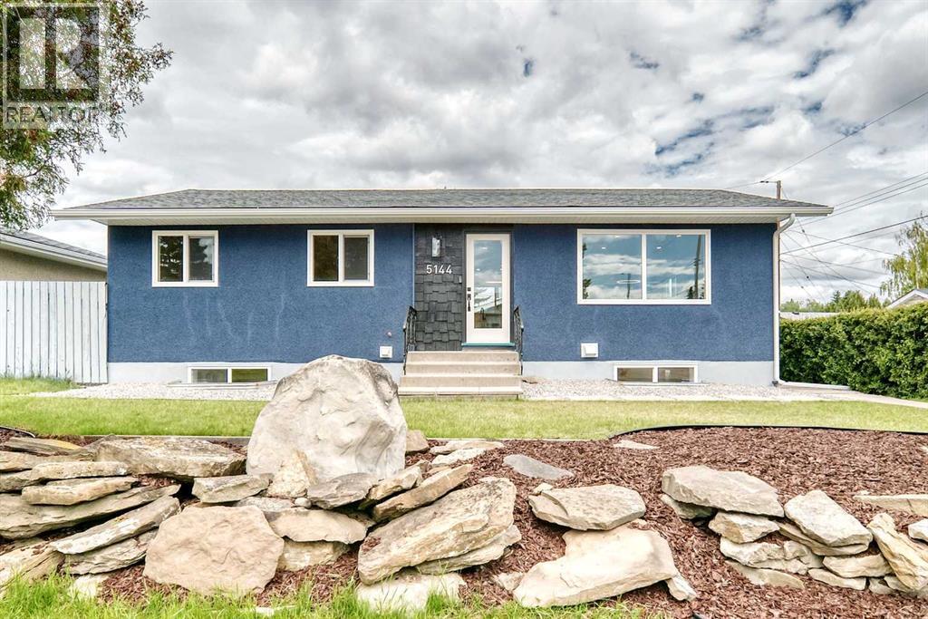 House for Sale in 5144 Marian Way NE|Calgary, Alberta T2A2Y4 2