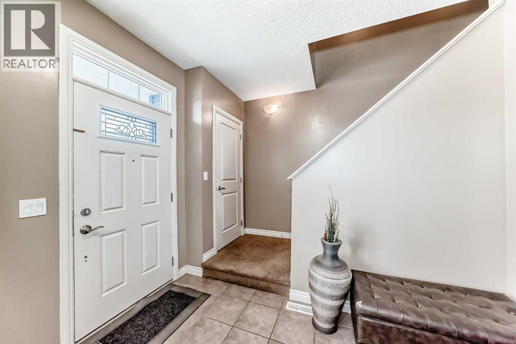 Duplex for Sale in 104 Redstone Avenue NE|Calgary, Alberta T3N0J6 4