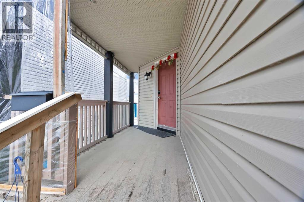House for Sale in 25 Martha's Meadow Place NE|Calgary, Alberta T3J4H6 5
