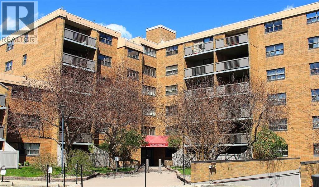 Apartment for Sale in 223, 30 Mchugh Court NE|Calgary, Alberta T2E7X3