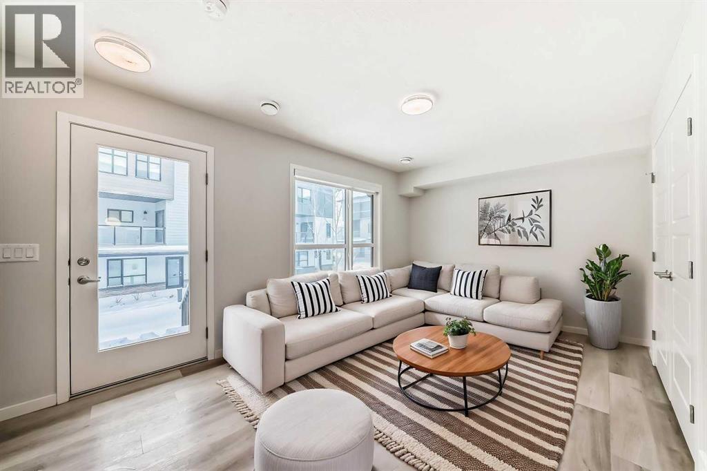 Row / Townhouse for Sale in 136, 42 Cranbrook Gardens SE|Calgary, Alberta T3M3N9 5