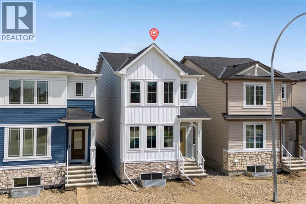 House for Sale in 72 Amblefield View NW|Calgary, Alberta T3P2L6 2