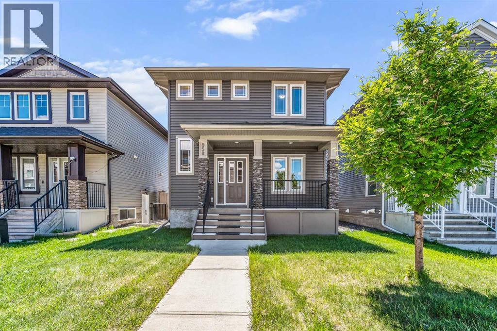 House for Sale in 858 Evanston Drive NW|Calgary, Alberta T3P0B1 2