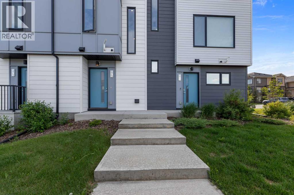 Row / Townhouse for Sale in 573 Evanston Link NW|Calgary, Alberta T3P1S2