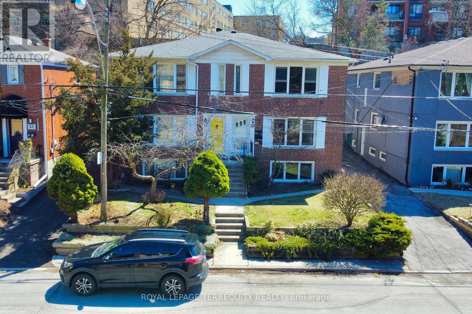 29 LOVE CRESCENT · Multi-family, Toronto