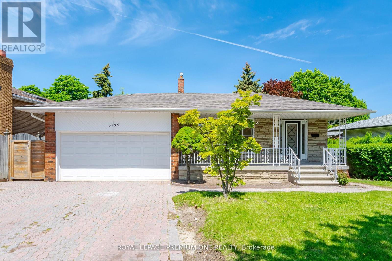 3195 GOLDEN ORCHARD DRIVE
