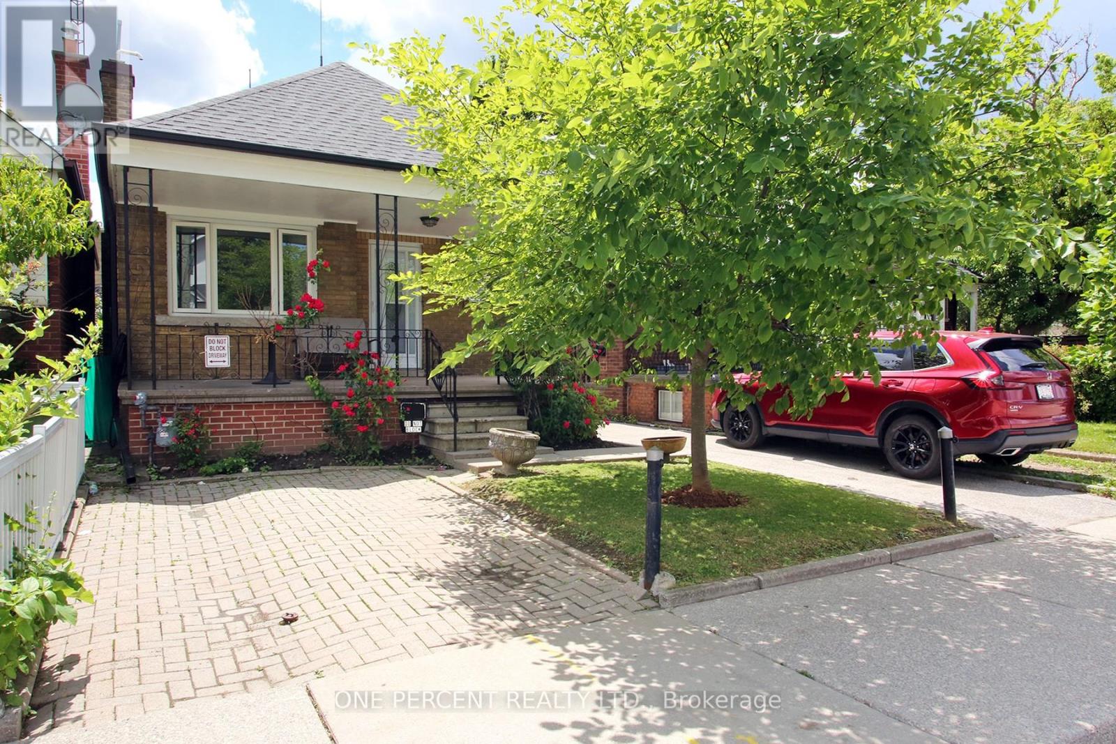 227 LIVINGSTONE AVENUE